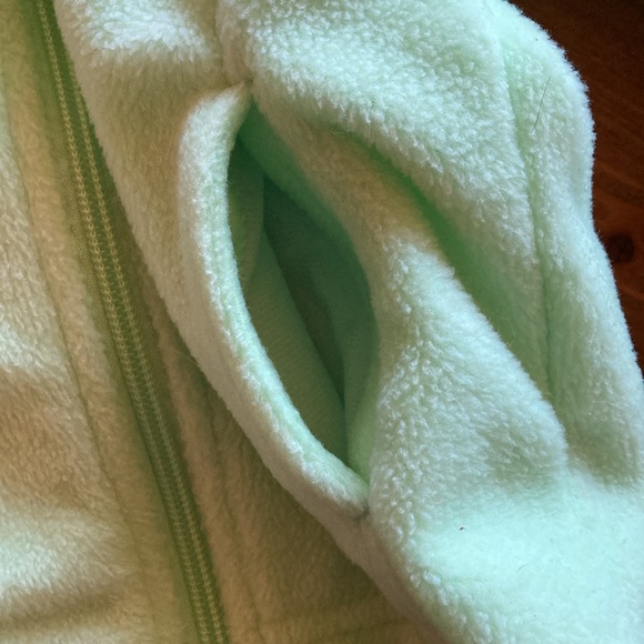 Columbia Fleece size 18-24 Months green Excellent condition pockets full zip - Picture 7 of 11